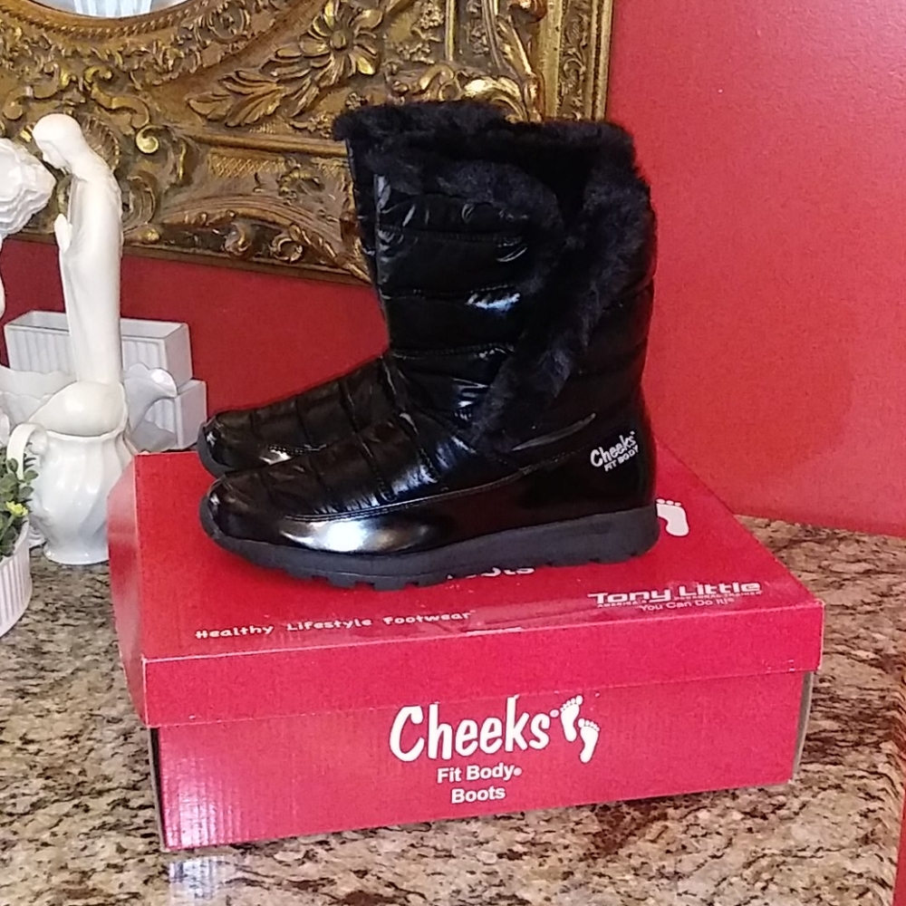 0413 Cheeks Faux Fur Puffer Boots